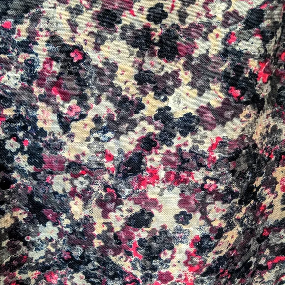 Talbots Cotton Pencil Floral Skirt Size 12 - Picture 4 of 7